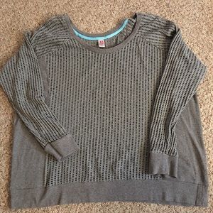 Sweater/long sleeve tee